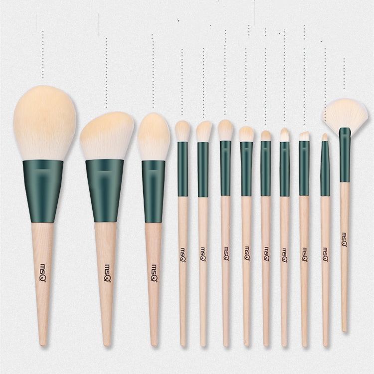 MSQ/ 12 makeup brush set to learn the whole set of tools