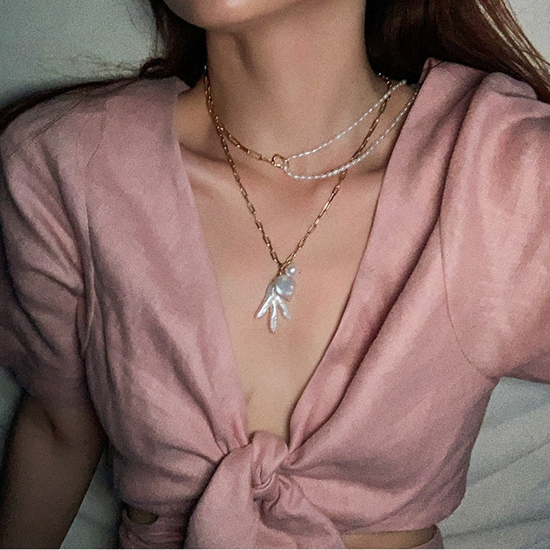 Peri&#39;sBox Natural Freshwater Pearl Necklaces Mix Round Coin Baroque Pearl Necklace for Women Gold Color Chain Necklace Delicate