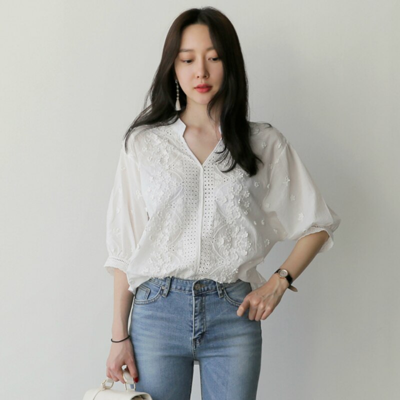 Women Blouses Long Sleeve Women Shirts Hollow White Blouse Shirt Fashion Womens Tops And Blouses 2021 Women Clothing Blusa A625